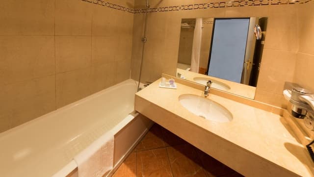 Comfort Twin Room