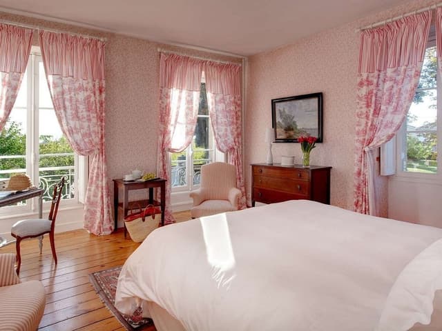 Superior Double Room, Ensuite, Garden View