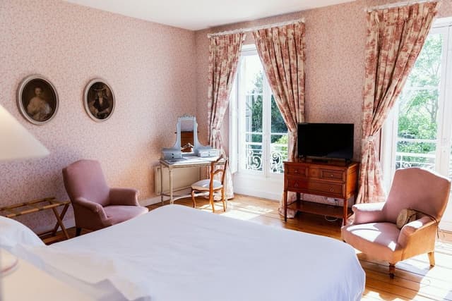 Superior Double Room, Ensuite, Garden View