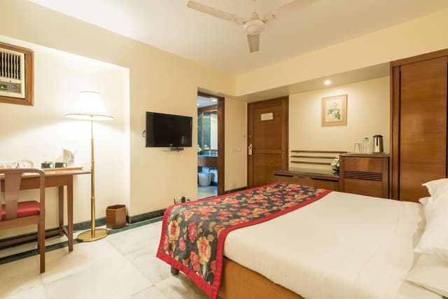 Classic Double or Twin Room