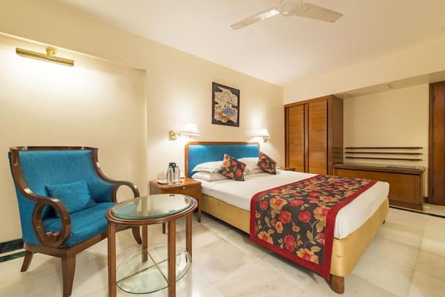 Classic Double or Twin Room