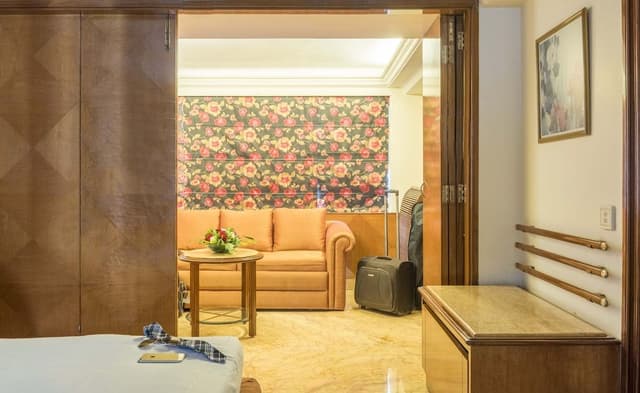 Premier Suite
