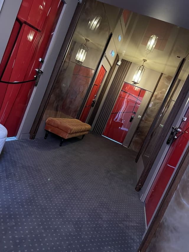 Standard Quadruple Room, Canal View