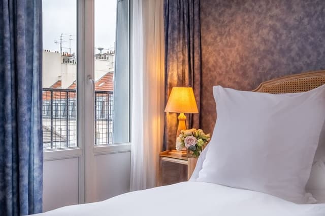 Classic Room, Balcony