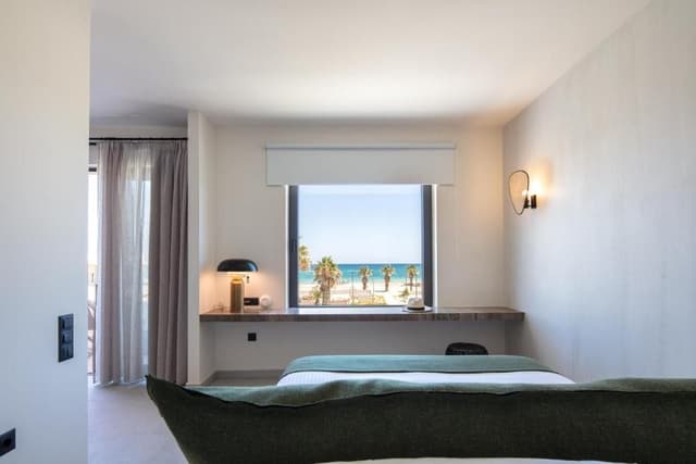 Deluxe Suite with Sea View