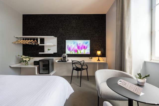 Exclusive Room