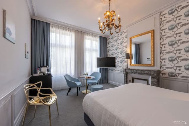 Suite Savary de Mauléon