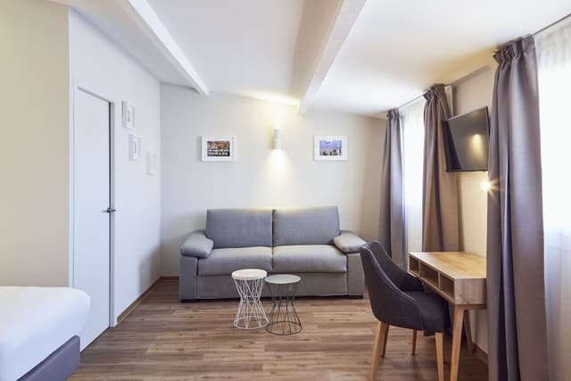 Family Room, Annex Building (4 pers)