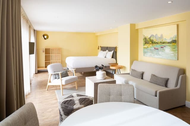 Luxury Suite, Terrace