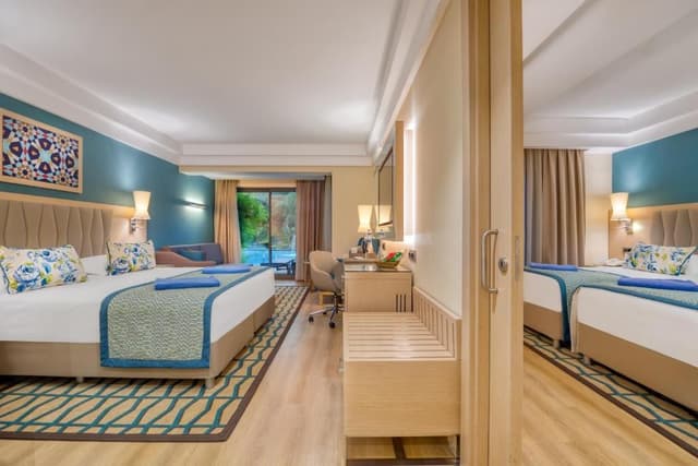 Suite with Pool View