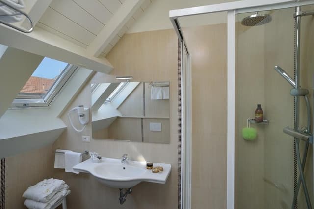 Comfort Double or Twin Room