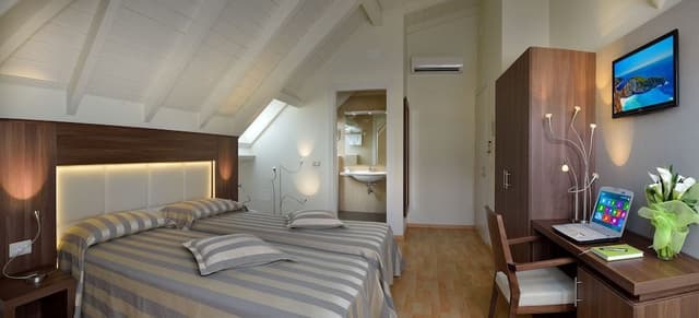 Comfort Double or Twin Room