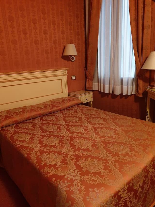 Basic Double Room