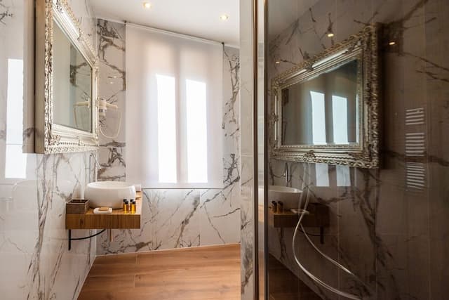Superior Room, Canal View