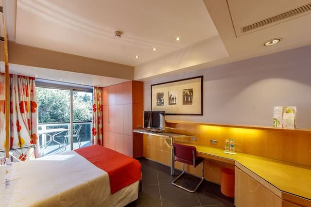 Camera Superior con letto matrimoniale o 2 letti singoli con Moquette o Pavimento