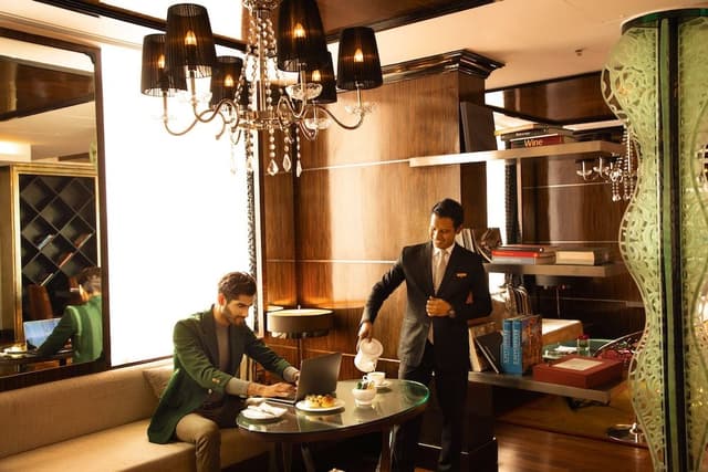 Room, 1 King Bed, Club Lounge Access