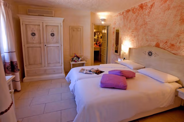 Standard Double Room, Garden View