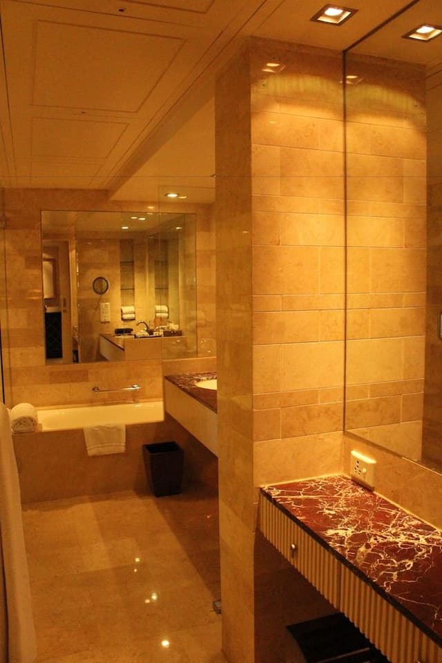 Club Suite (Royal)