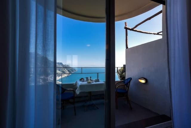 Camera Standard Con Balcone
