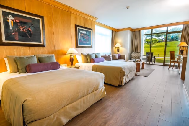 Deluxe Suite