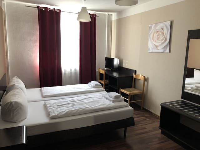 Economy Double or Twin Room, Shared Bathroom
