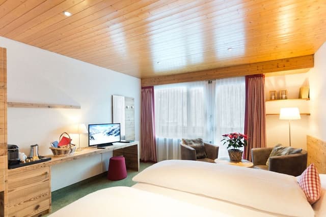 Deluxe Double Room, Balcony, Mountain View