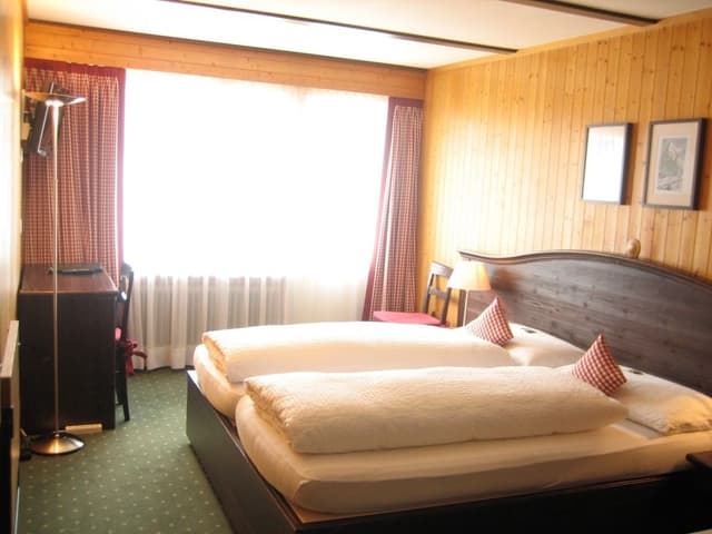Superior Double Room, Balcony, Mountain View (Eiger)