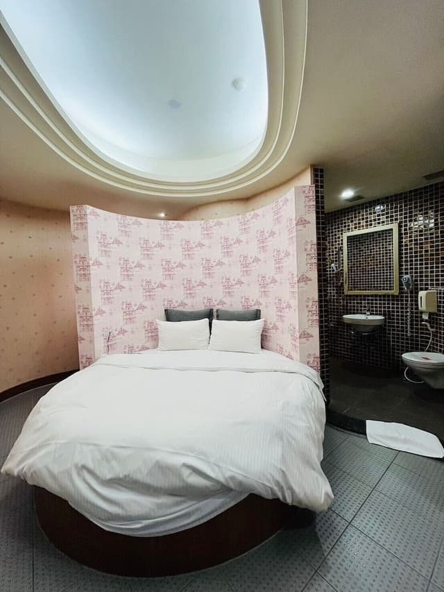 Business Double Room, Jetted Tub