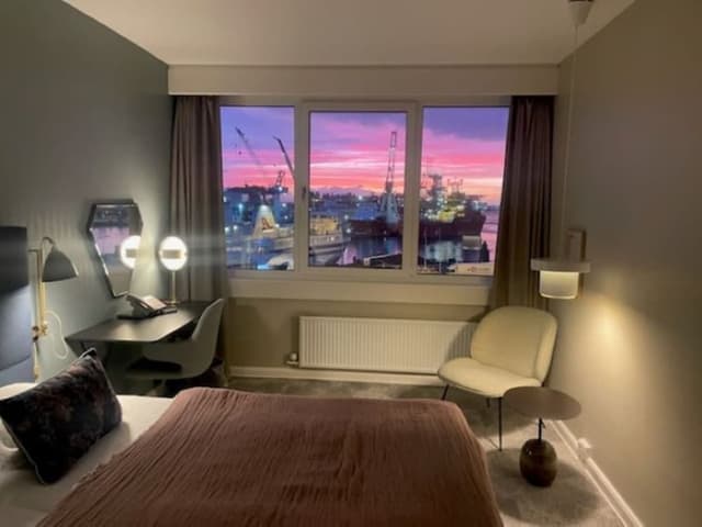 Standard Twin Room, Sea View