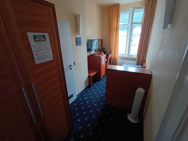 Basic Room