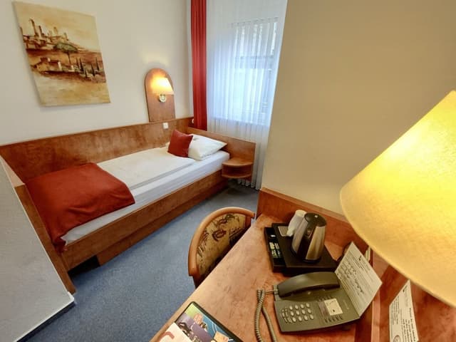 Economy Single Room