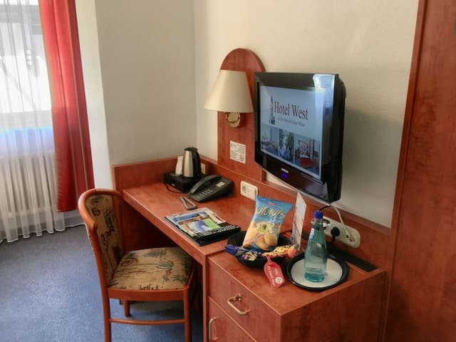 Economy Single Room