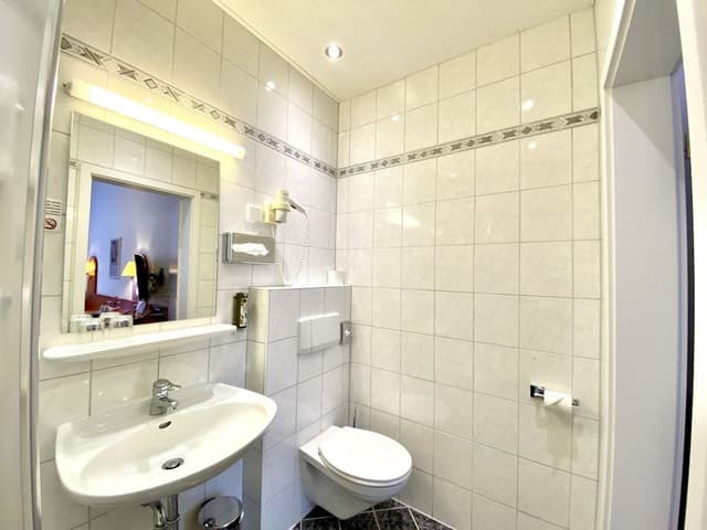 Economy Twin Room