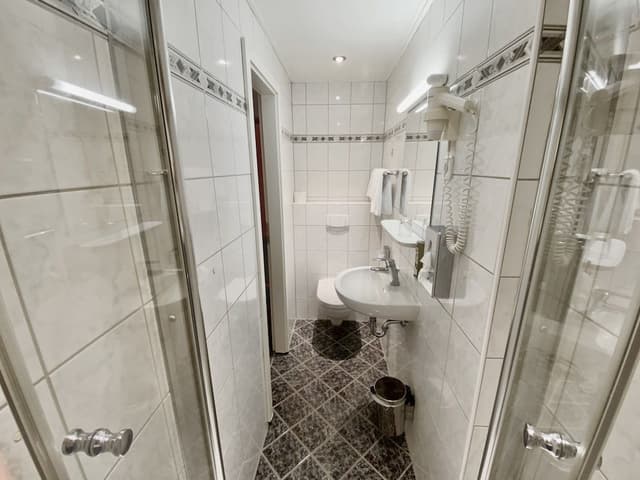 Economy Single Room