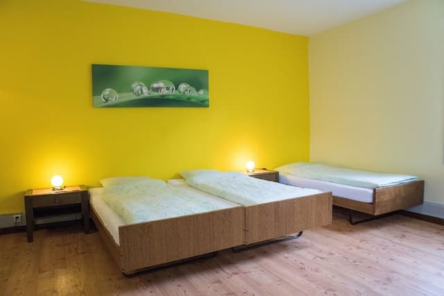 Quadruple Family Room with Shared Bathroom