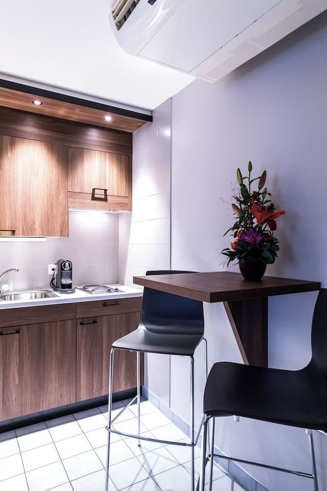 Studio Large Double Room with Kitchen