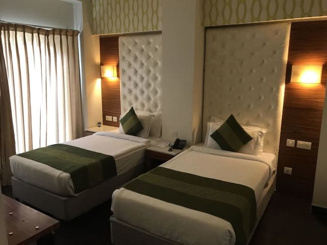 Superior Room, 1 King Bed