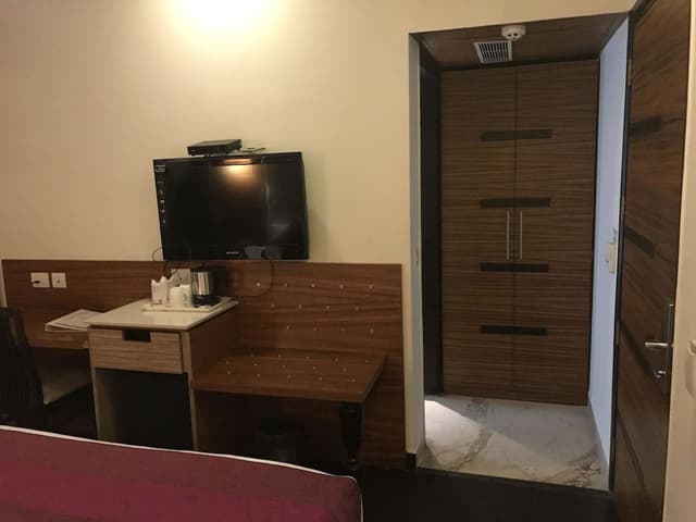 Superior Room, 1 King Bed