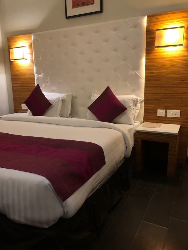 Executive King Bed Room