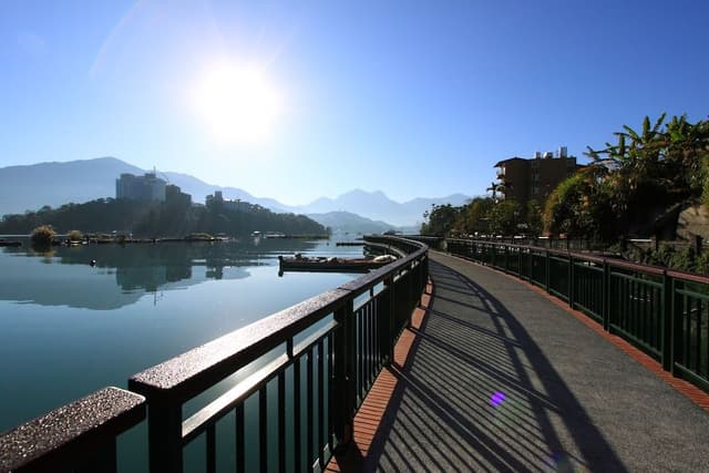 Deluxe Twin Room, 2 Twin Beds, Non Smoking, Mountain View