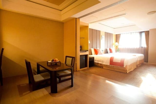 Deluxe Twin Room, 2 Twin Beds, Non Smoking, Mountain View