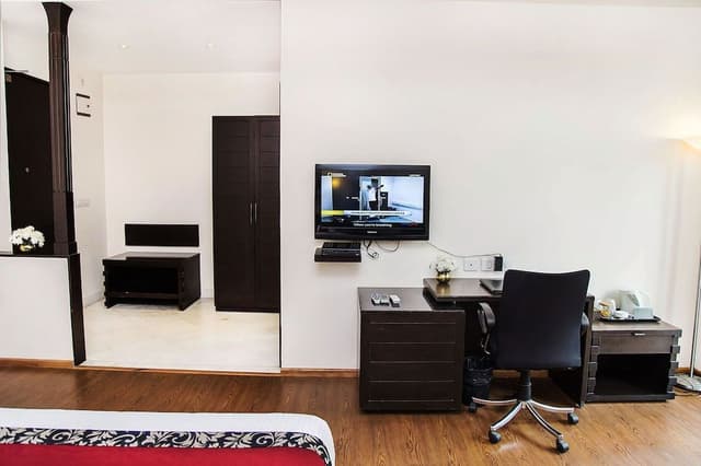 Luxury Single Room