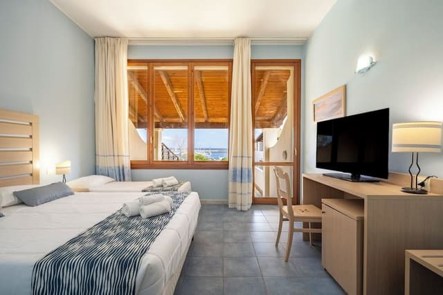 Classic Triple Room