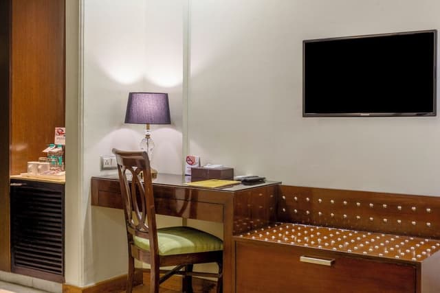 Deluxe Double or Twin Room, City View