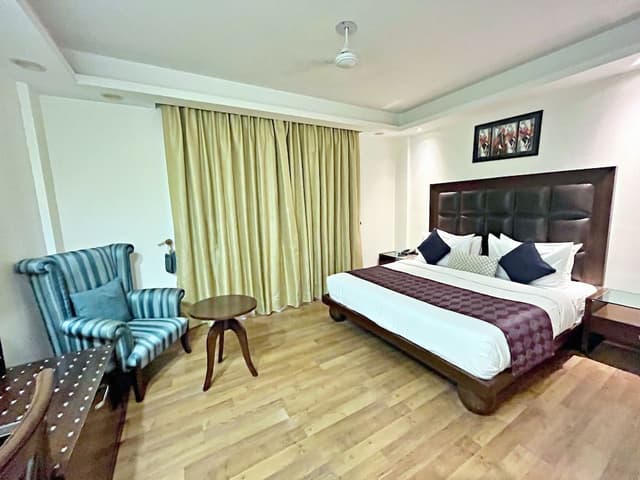 Deluxe Double or Twin Room, City View