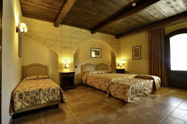 Standard Quadruple Room, 1 Bedroom, Ensuite, Ground Floor
