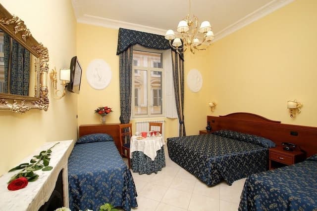 Triple Room