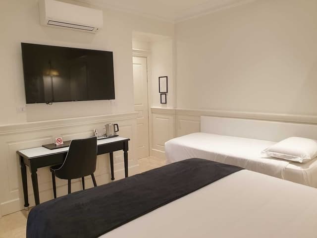 Triple Room