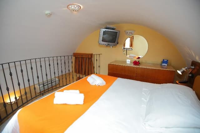 APARTMENT CAPACITY 4