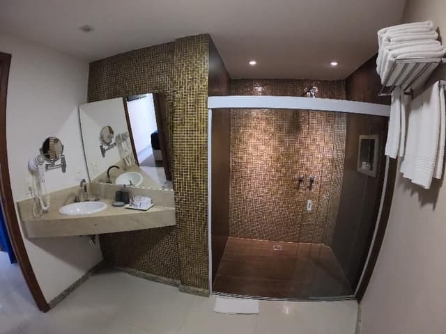 DOUBLE DELUXE TWO BEDROOM